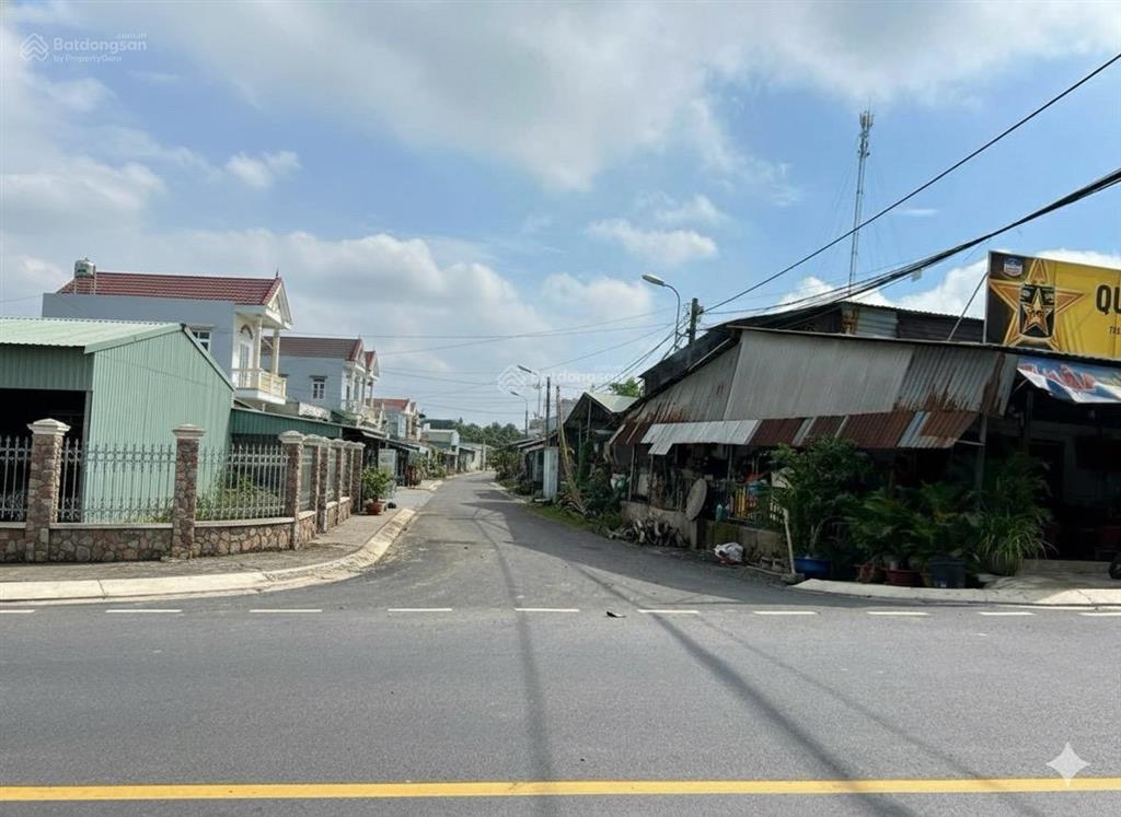 Bán đất 5x20 đường nhựa ô tô thông gần tl15  chỉ từ 1 tỷ 2 tl  cho vay full tiền