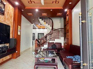 Bán nhà ngô thì nhậm la khê hà đông, ô tô vào nhà tránh đỗ gần nhà dt62m2 giá chỉ hơn 11 tỷ