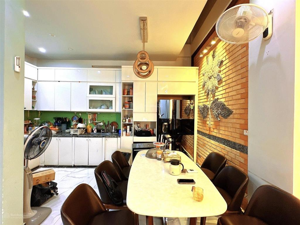 Chủ cần chuyển đổi bán gấp nhà trần phú hà đông lô góc ô tô tránh gần dt45m2 giá chỉ hơn 9 tỷ