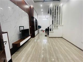 Bán nhà riêng văn quán, hà đông, ô tô tránh đỗ vài bước ra phố dt 40m2 giá chỉ hơn 11 tỷ