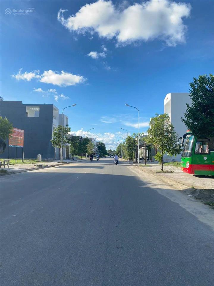 Chủ ngộp bán lô đất dt 108m2 chỉ 1tỷ268tr cách sân bay long thành 4km ngay trung tâm long thành shr