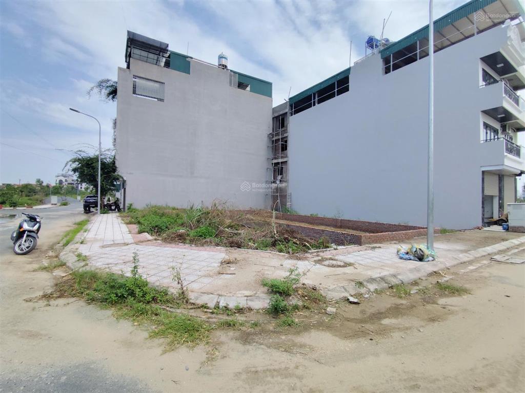 Chủ ngộp bán lô đất dt 108m2 chỉ 1tỷ268tr cách sân bay long thành 4km ngay trung tâm long thành shr