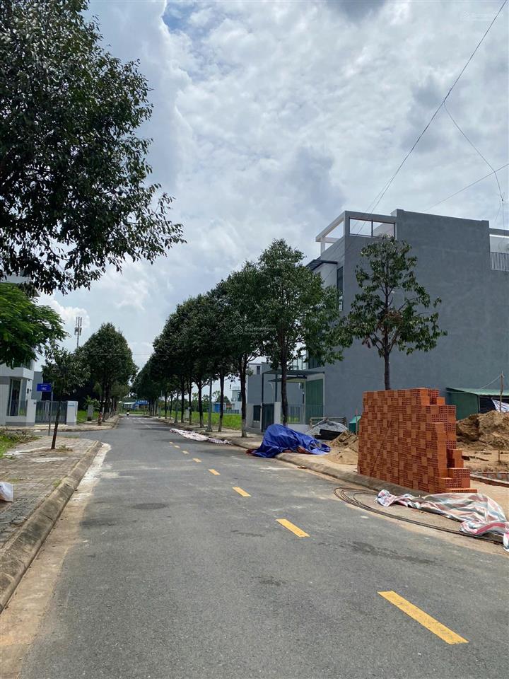 Siêu phẩm đất mặt tiền cách sân bay long thành 4km  ngay trung tâm long thành sổ sẵn