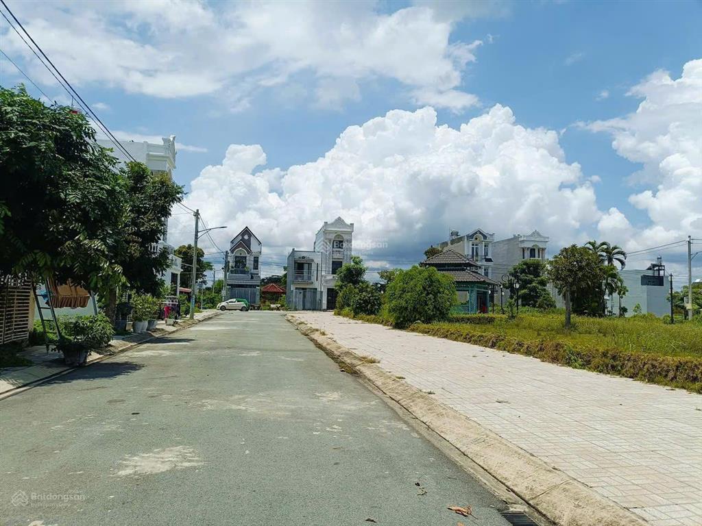 Siêu phẩm đất mặt tiền cách sân bay long thành 4km  ngay trung tâm long thành sổ sẵn