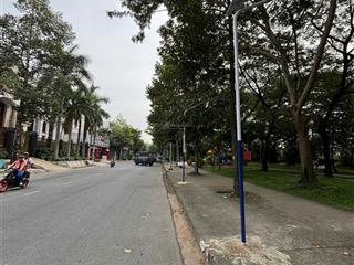 Lô biệt thự 2mt vành đai 8x23m ngay đối diện công viên