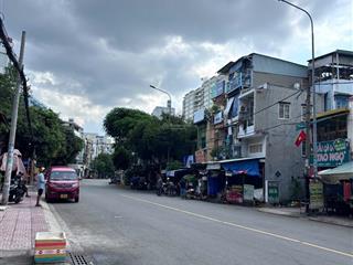 Nhà 2mtkd chợ lớn  bình phú 1, 9.6x46.5m cấp 4 đang cho thuê 80 triệu