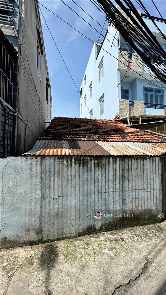 Bán nhà c4 gần 100m2, p. 9, q. tb, giá chỉ 85 tr/m2