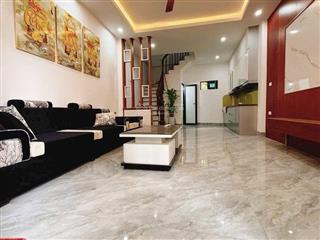 Hồ tùng mậu, vf3 đỗ cửa, 30m ra phố hồ tùng mậu, nhỉnh 8 tỷ