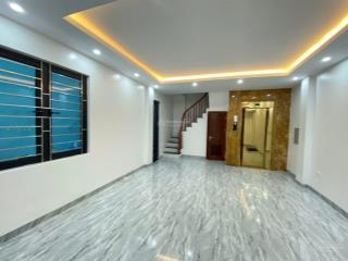 Xuân phương , 7 tầng thang máy mới tinh full nội thất. giá 7.x tỷ