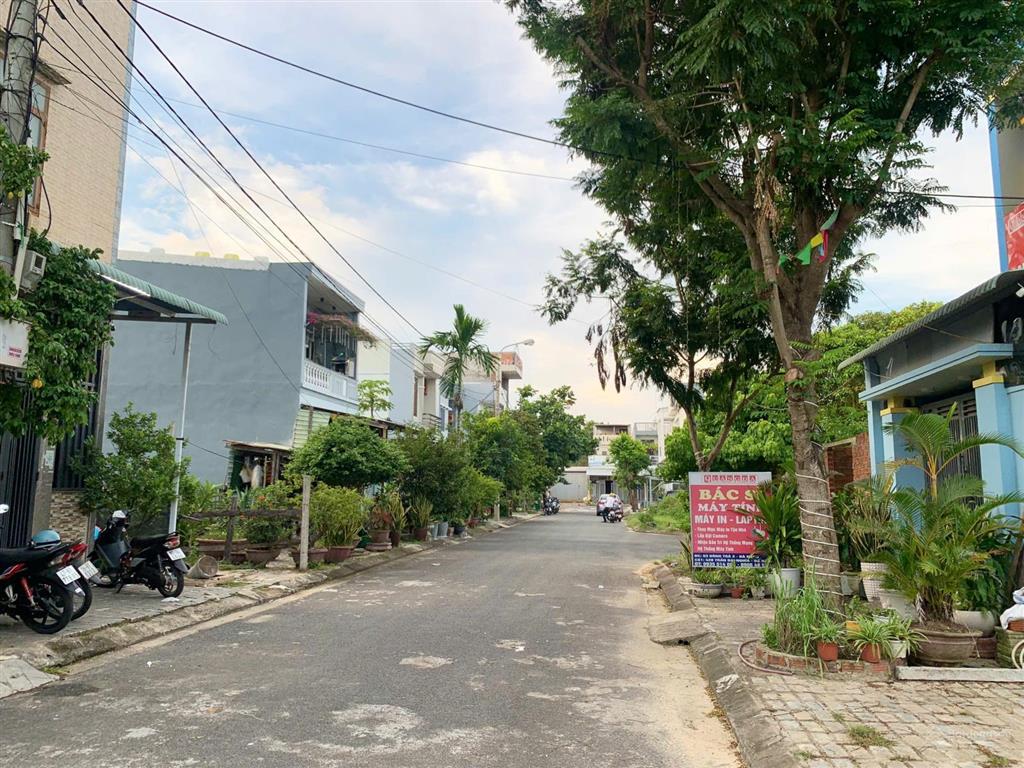 Bán lô đất sạch đẹp đông trà 2 khu làng đại học đà nẵng  4,5 tỷ