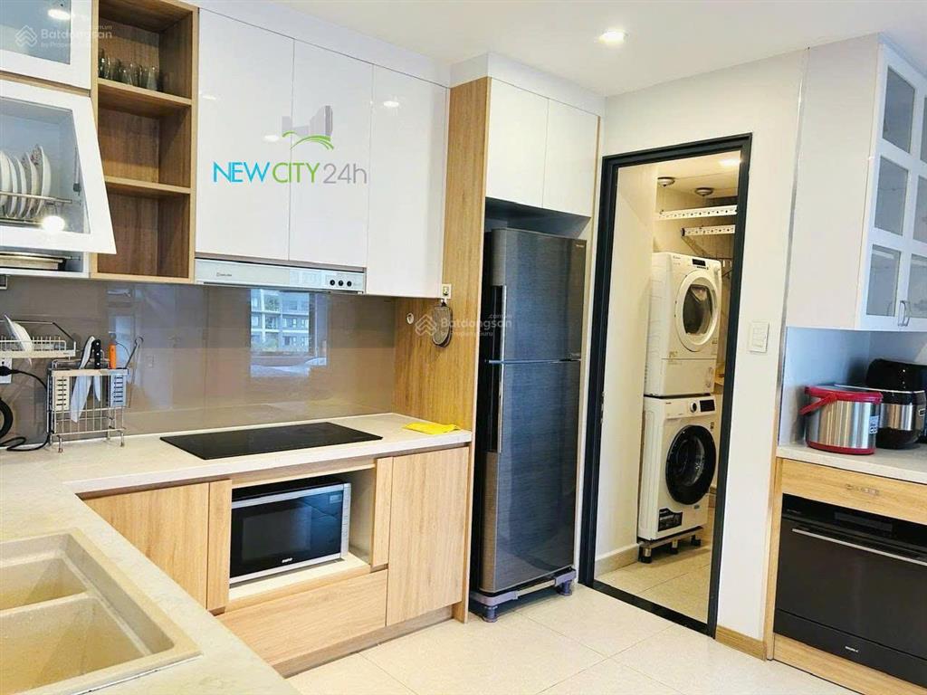 Bán cc new city thủ thiêm 3pn 2wc full nt, view nội khu cực hot có sẵn hđt ổn định