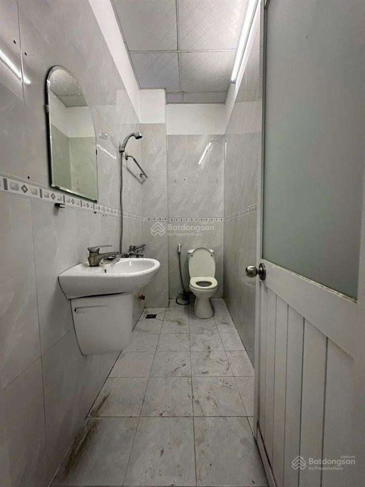 Mặt tiền rạch xuyên tâm tương lai 75m2 ngang 6,3mx11,46m hàng xóm q1 7x tỷ có hỗ trợ vay ngân hàng