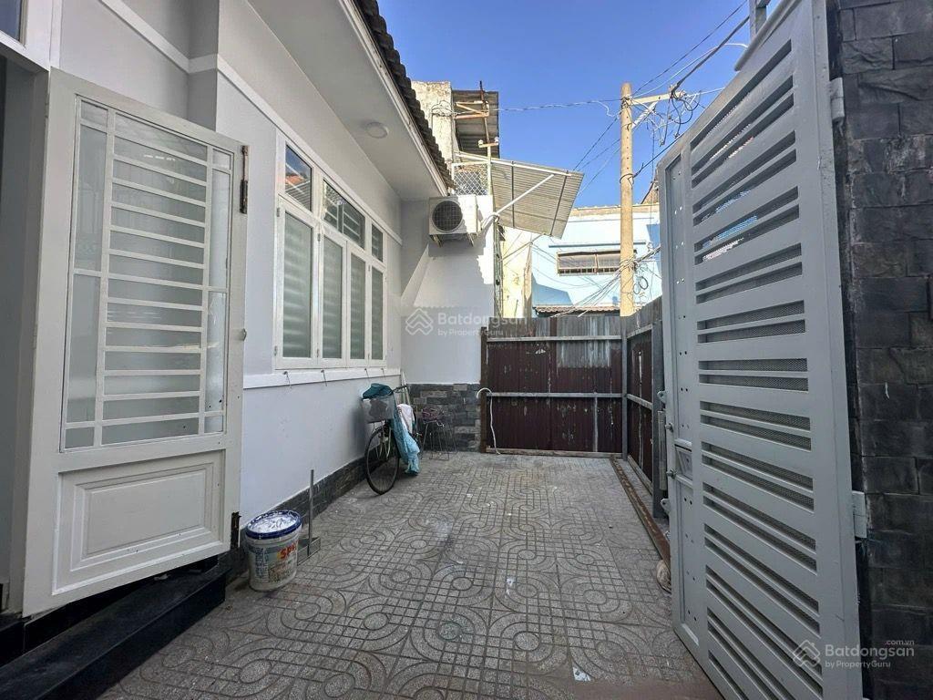 Mặt tiền rạch xuyên tâm tương lai 75m2 ngang 6,3mx11,46m hàng xóm q1 7x tỷ có hỗ trợ vay ngân hàng
