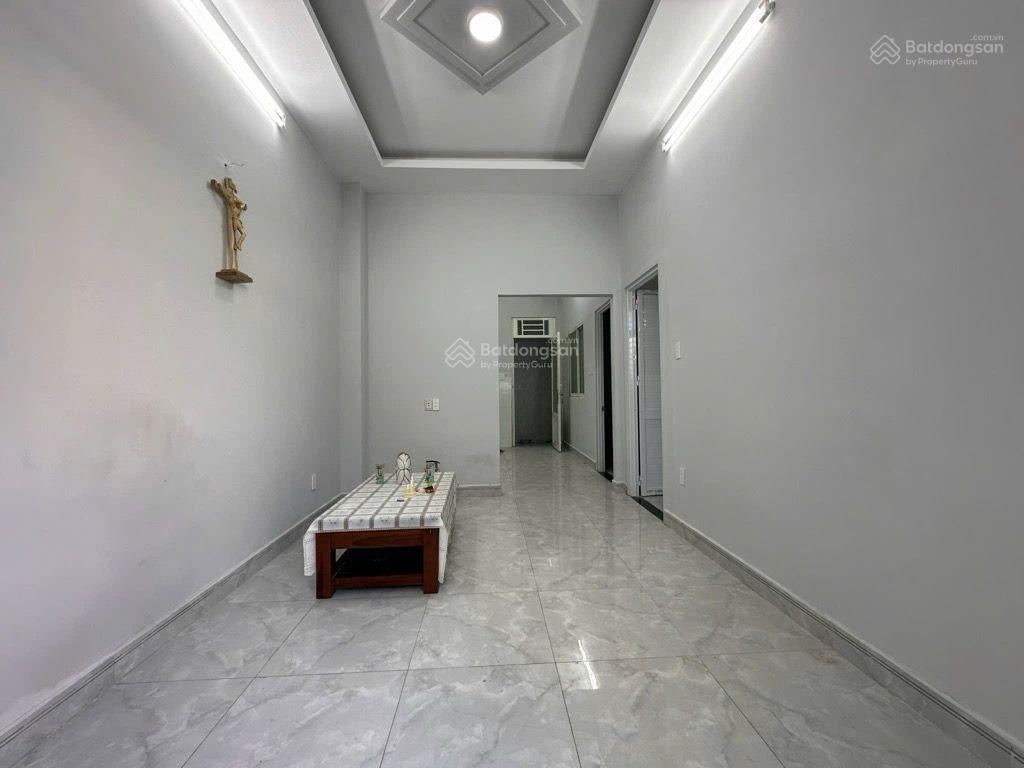 Mặt tiền rạch xuyên tâm tương lai 75m2 ngang 6,3mx11,46m hàng xóm q1 7x tỷ có hỗ trợ vay ngân hàng