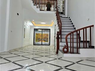 Chính chủ cần bán căn nhà tứ hiệp 5t 50m2 trước nhà 3m gần đường ô tô tránh, gần trường chu văn an