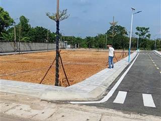 Chỉ còn 5 lô trên tổng 18 nền xã đoài phương (sơn tây) giáp hoà lạc