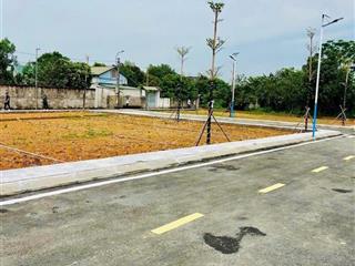Mua đất la gián  tặng luôn siêu thị ngay cạnh nhà!