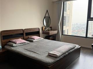 Bán các căn 3 ngủ tại imperia 8898105m2 tầng trung , view sông , pháp lí sổ đỏ chính chủ