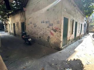 Bán đất c4 quận hai bà trưng  lô góc siêu mặt tiền
