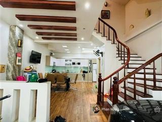 Bán nhà lạc trung  vip hai bà  khu phân lô  dân trí cao  oto tránh đỗ ngày đêm  kinh doanh vp