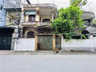 Bán đất tặng nhà 3 tầng nguyễn sơn  khu phân lô dân trí cao  oto tránh  mặt tiền lớn