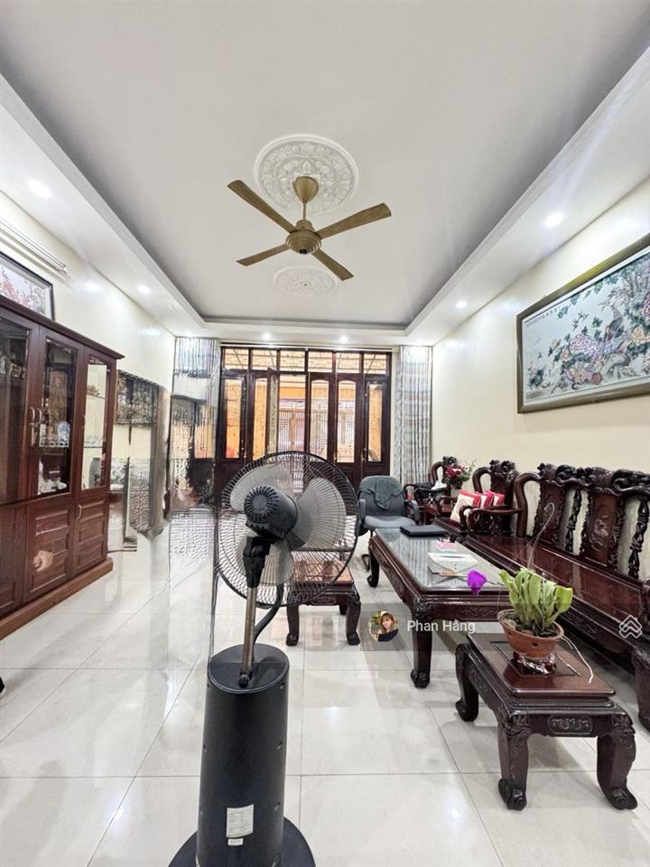 Bán nhà hoàng như tiếp  gần công viên bv tâm anh  phân lô vip  dân trí cao  oto tránh