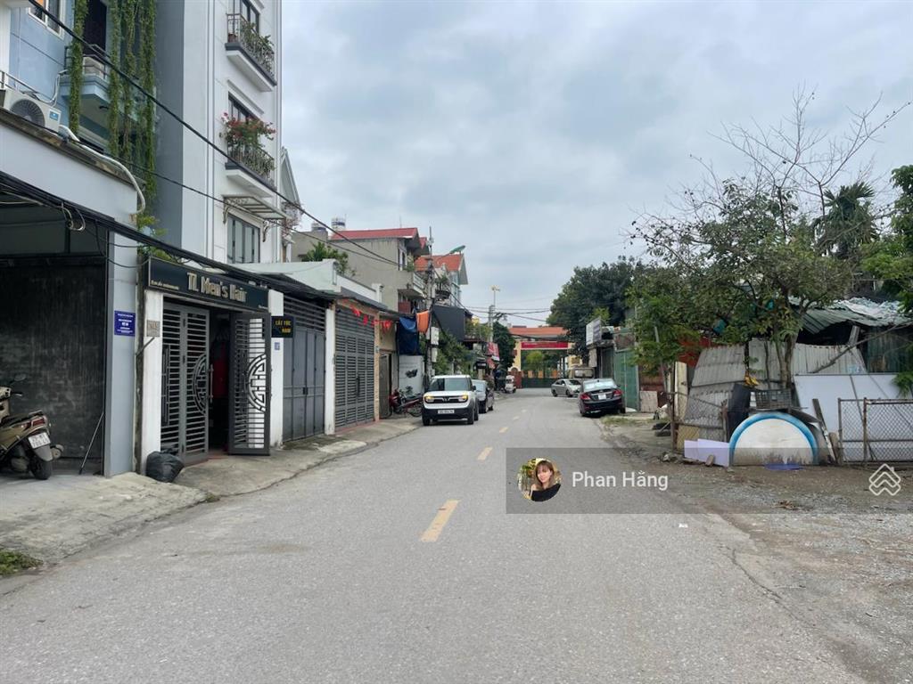 Bán mảnh đất gần khai sơn city  oto tránh  thoáng trước sau  dân trí cao  giá đầu tư