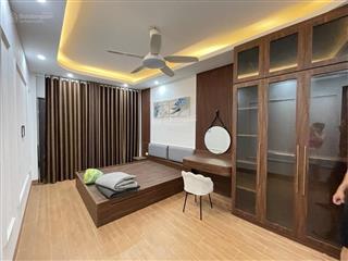 Hiếm nhất  phân khúc 8 tỷ  tam trinh  lô góc 50m2  ô tô đỗ cổng  nhà đẹp ở luôn 50m2