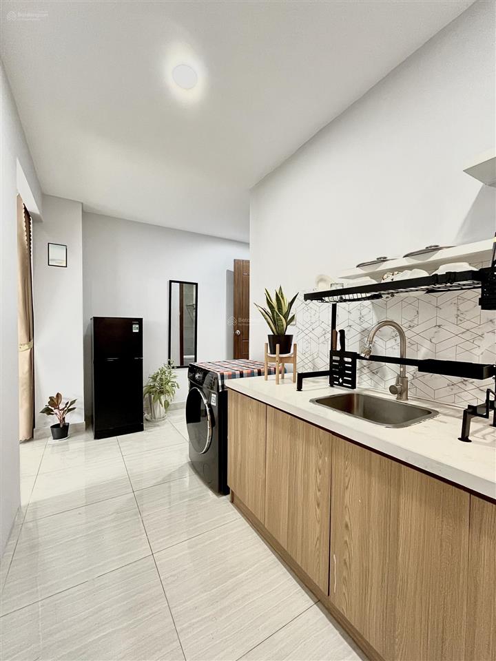 Căn hộ 1 ngủ bancol đinh công tráng gần chợ tân định, công viên lê văn tám, horizon tower quận 1