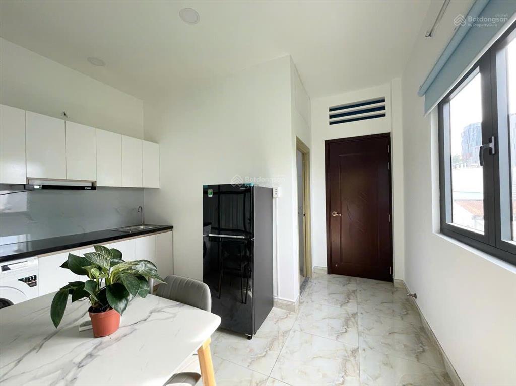 Căn hộ mini 1pn balcony đường trần quang khải gần cầu bông, bờ kè hoàng sa, chợ tân định quận 1