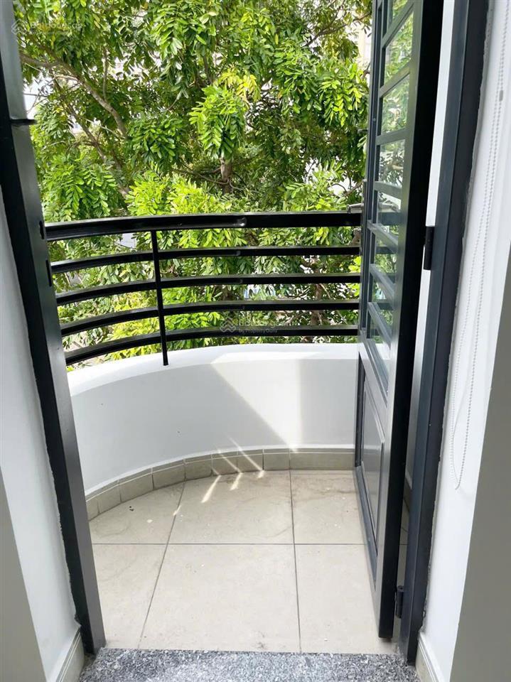 Căn hộ mini 1pn balcony đường trần quang khải gần cầu bông, bờ kè hoàng sa, chợ tân định quận 1