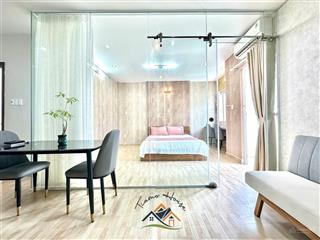 Siêu phẩm 1pn tại cmt8 ngay công trường dân chủ, viettel tower, bờ kè hoàng sa, ga sài gòn quận 3