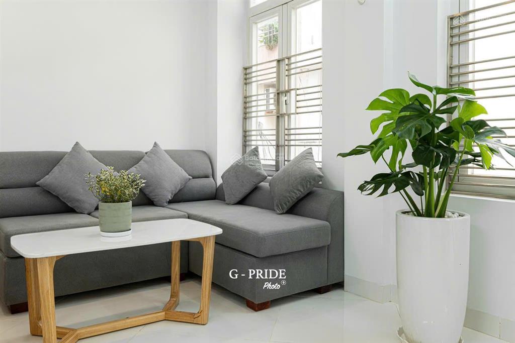 Studio 45m2 trung tâm quận 1 bancony giặt riêng, view đẹp, ngay công viên tao đàn, vincom đồng khởi