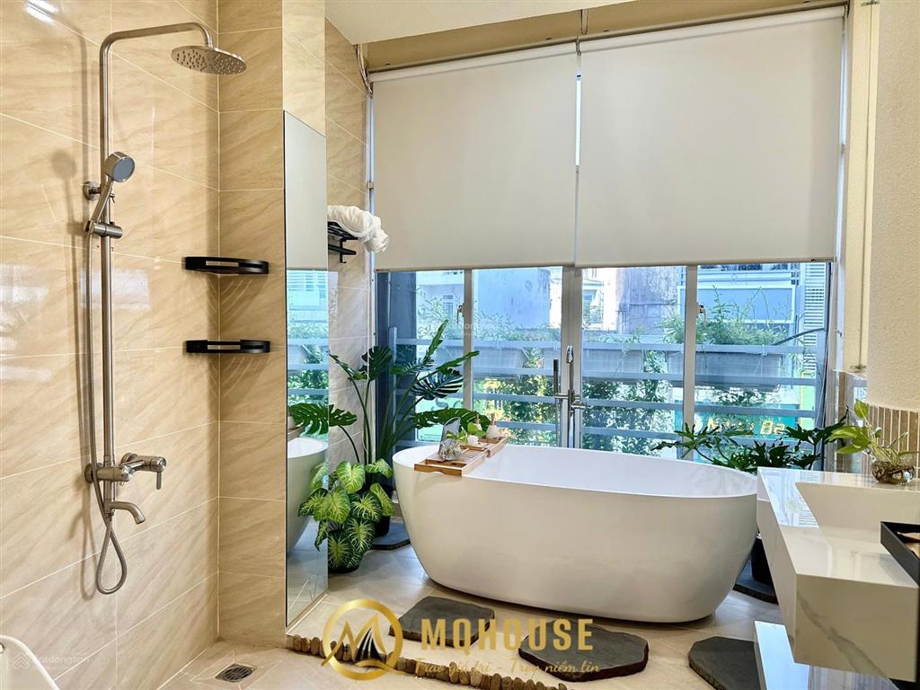 Căn hộ 1pn cao cấp + balcony đường đinh tiên hoàng gần công viên lê văn tám, chợ tân định quận 1