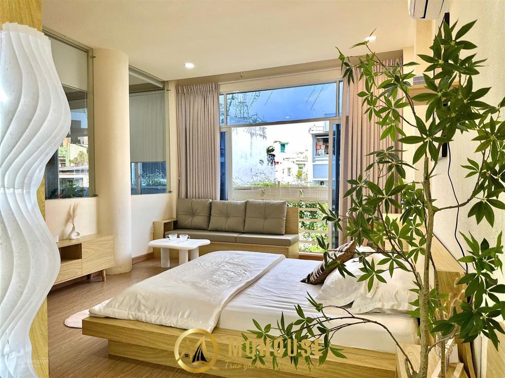 Căn hộ 1pn cao cấp + balcony đường đinh tiên hoàng gần công viên lê văn tám, chợ tân định quận 1
