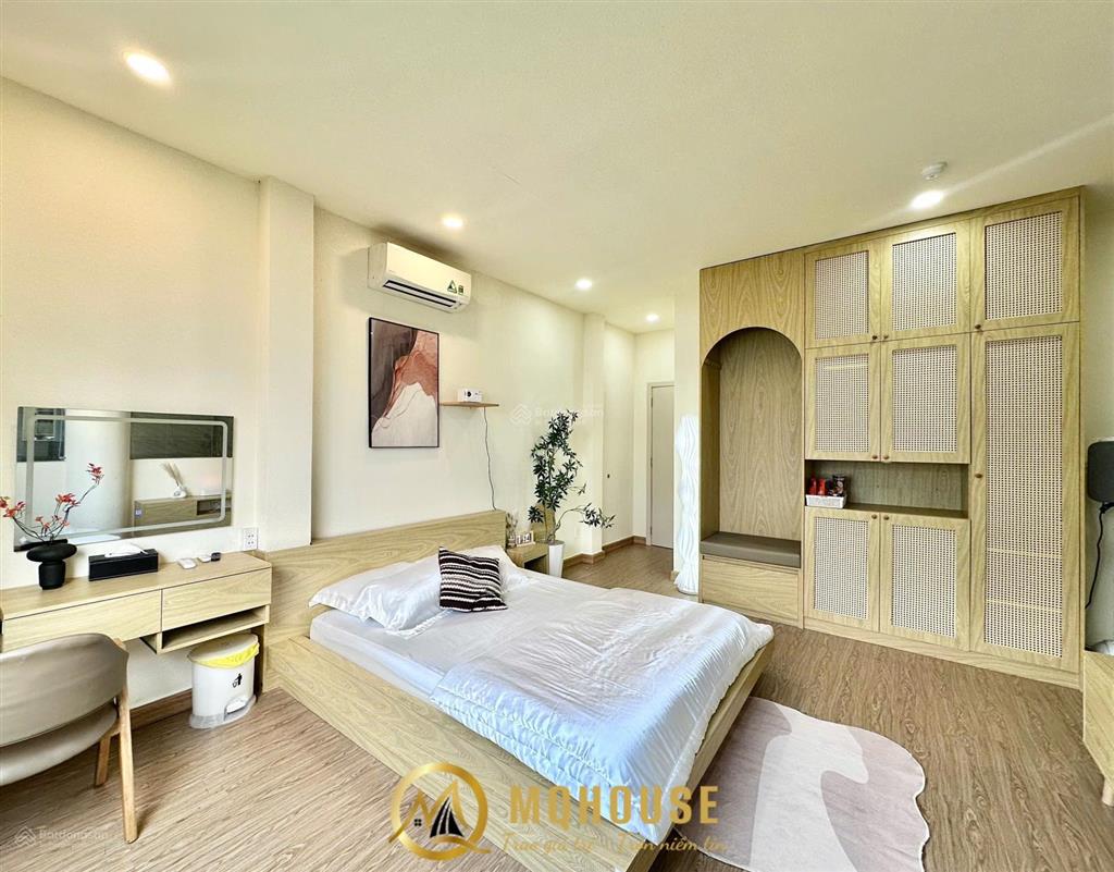 Căn hộ 1pn cao cấp + balcony đường đinh tiên hoàng gần công viên lê văn tám, chợ tân định quận 1