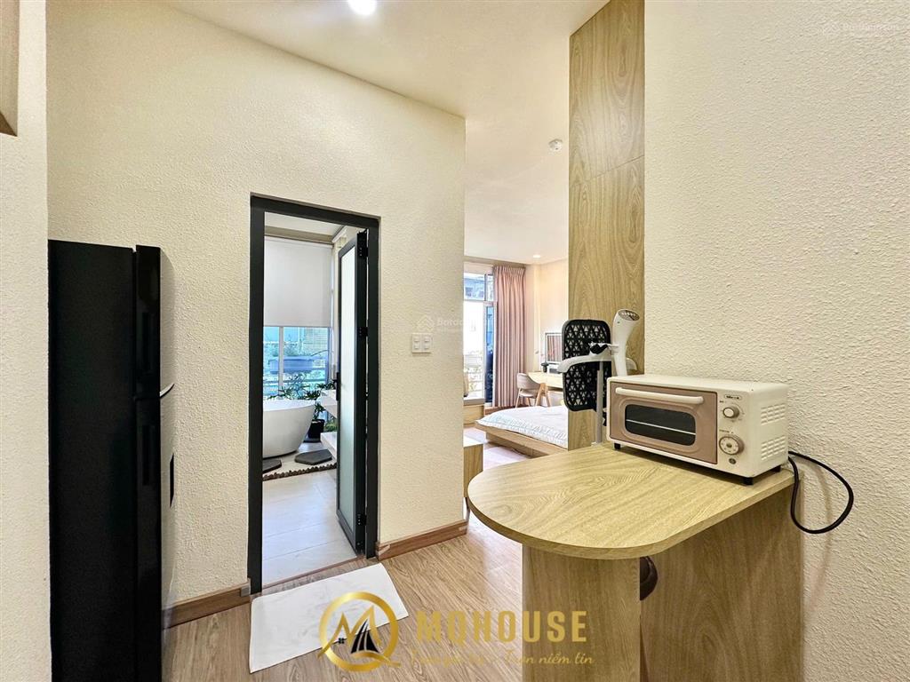 Căn hộ 1pn cao cấp + balcony đường đinh tiên hoàng gần công viên lê văn tám, chợ tân định quận 1