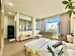 Căn hộ 1pn cao cấp + balcony đường đinh tiên hoàng gần công viên lê văn tám, chợ tân định quận 1