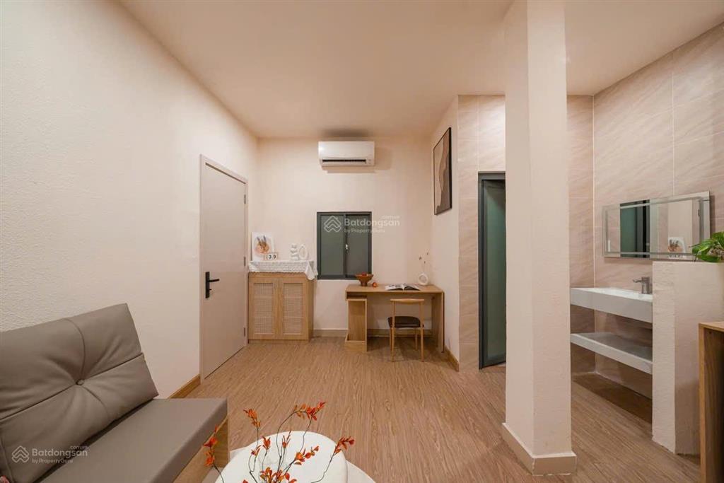 Căn hộ 1pn cao cấp + balcony đường đinh tiên hoàng gần công viên lê văn tám, chợ tân định quận 1