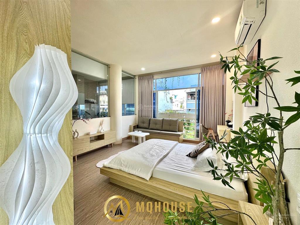 Căn hộ 1pn cao cấp + balcony đường đinh tiên hoàng gần công viên lê văn tám, chợ tân định quận 1