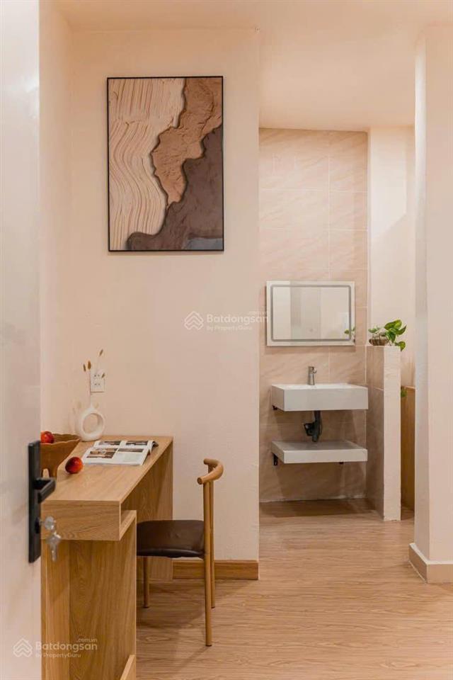 Căn hộ 1pn cao cấp + balcony đường đinh tiên hoàng gần công viên lê văn tám, chợ tân định quận 1