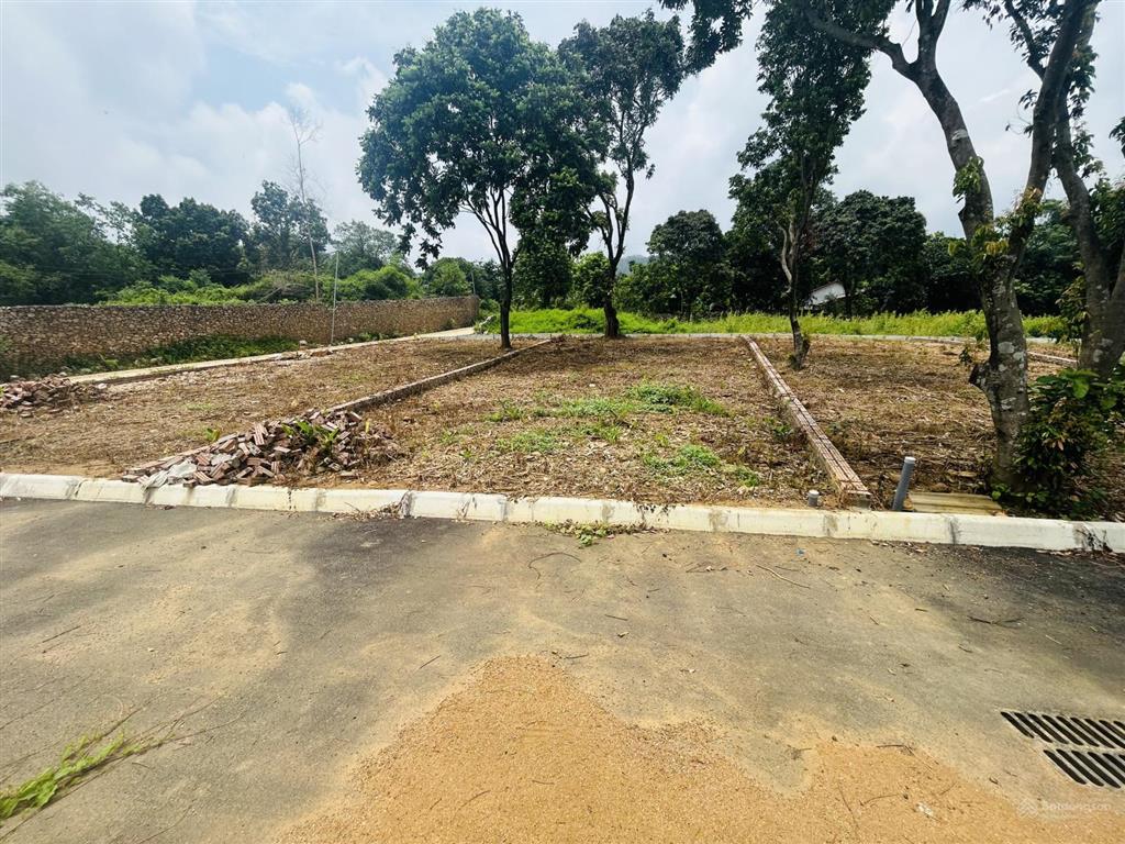 Hàng hiếm lô góc 2 mặt tiền, liên sơn lương sơn lô đất nghỉ dưỡng 158m2 vuông đẹp giá nhỉnh 1 tỷ!