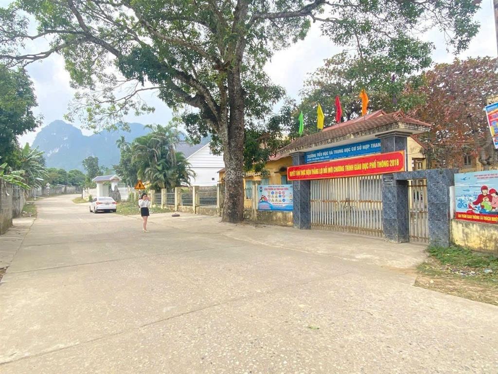 Bán đất 500m2 trung tâm thanh sơn 400m2 thổ cư sẵn sổ mặt tiền 20m ô tô vào tận đất