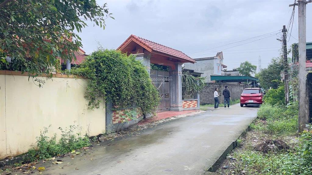 Đất 845m2 có 500m2 thổ cư mt 20m gần ql12b cách tt hàng trạm 1km