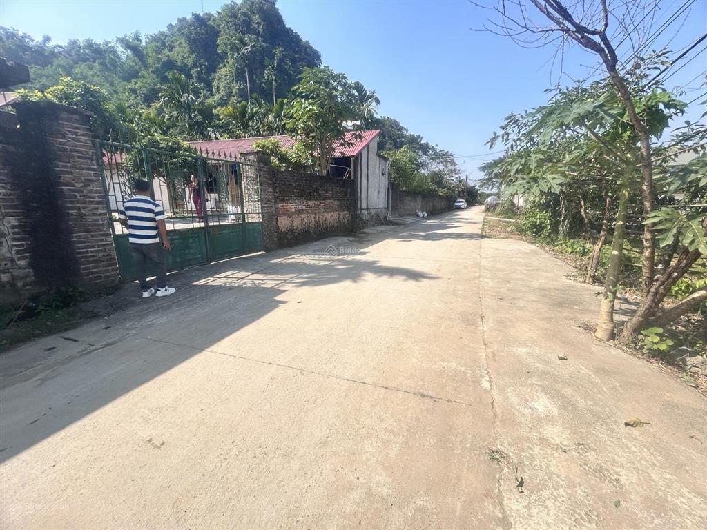 Đất 845m2 có 500m2 thổ cư mt 20m gần ql12b cách tt hàng trạm 1km