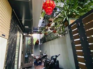 Bán nhà nguyên khê, đông anh, hà nội. 5 tầng, 5 phòng ngủ, đầy đủ công năng.