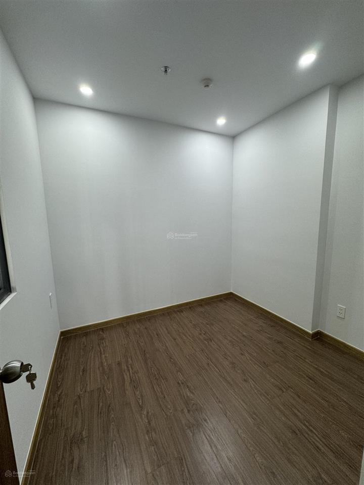 Chính chủ cần bán căn hộ bcons city  green topaz