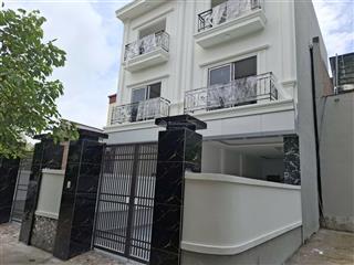 Bán căn 3 tầng mới đẹp tại quốc oai
