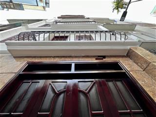 Bán nhà tứ liên tây hồ 6 tầng mt4.83m, 7tỷ cách 1 nhà ra oto  0936 136 ***