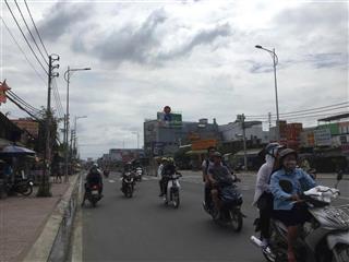 Bán đất thổ cư rộng 5mđường 7mcách tô ký chỉ 50m.